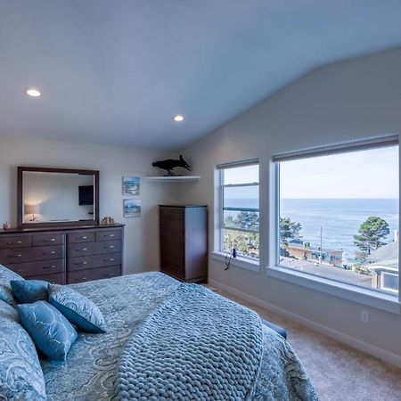 Oceanview Townhome - Pet Friendly - Sleeps 6 - King Depoe Bay Esterno foto