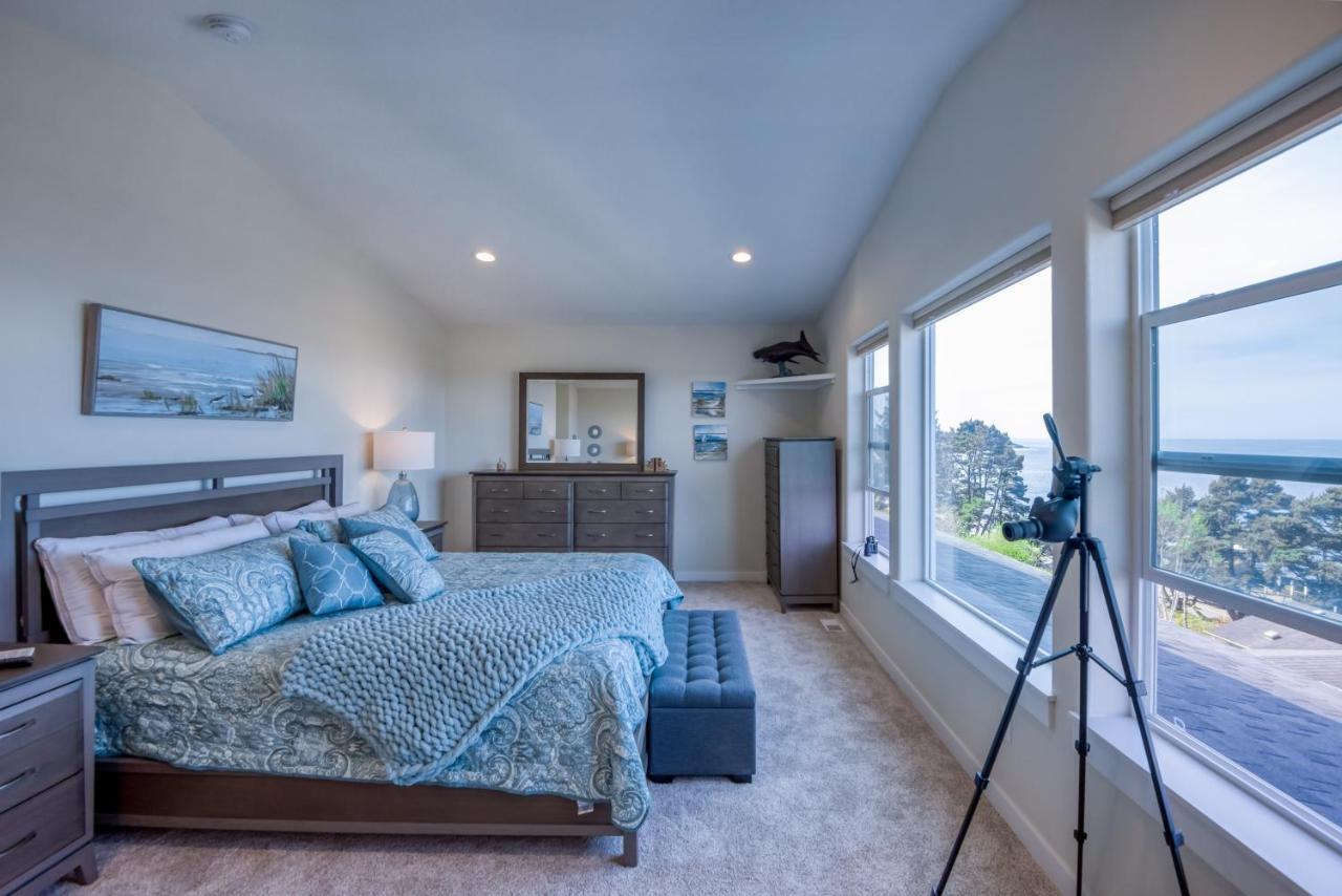 Oceanview Townhome - Pet Friendly - Sleeps 6 - King Depoe Bay Esterno foto